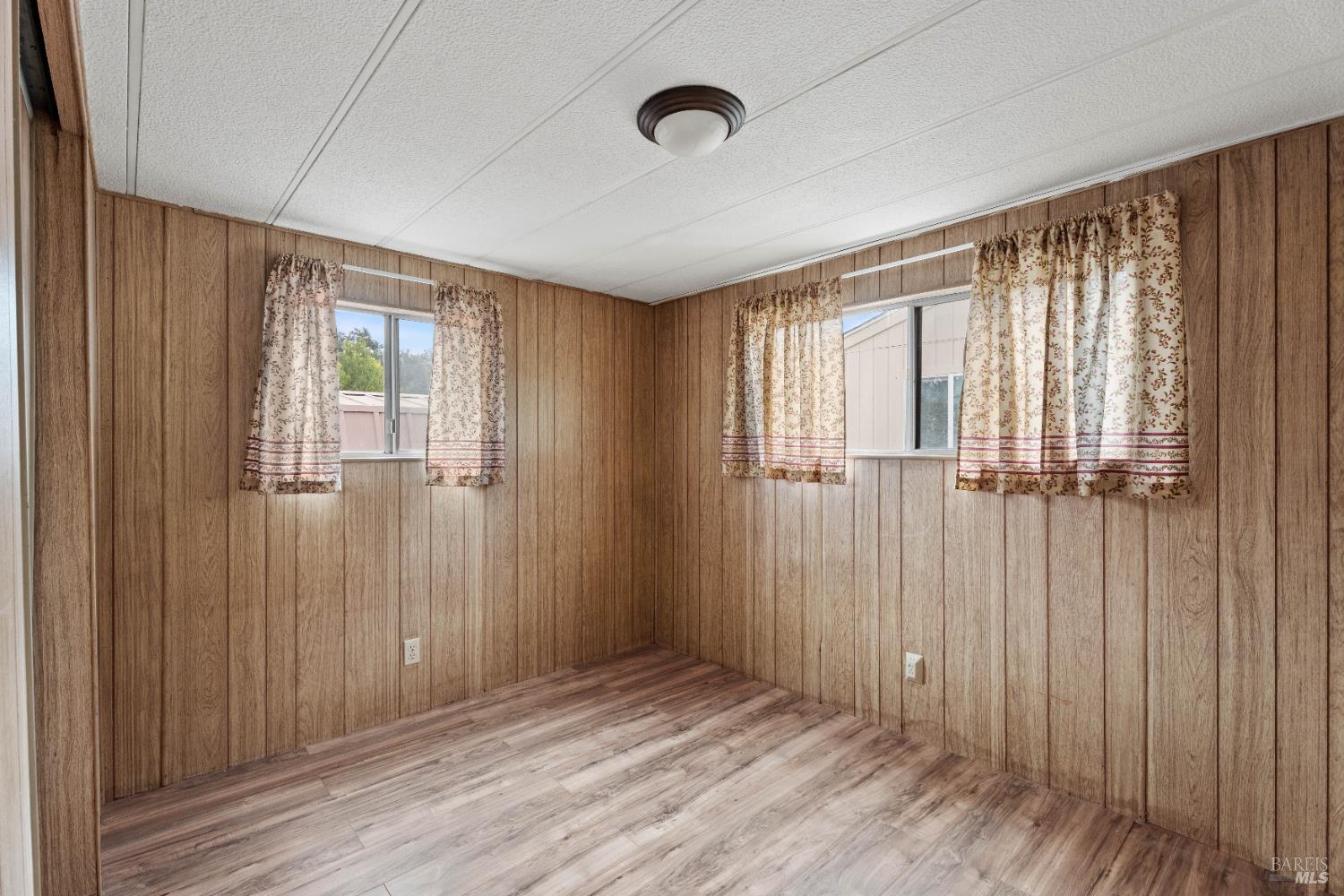 4801 North State Street, Unit 48 Ukiah, CA 95482 - Photo 10 of 15