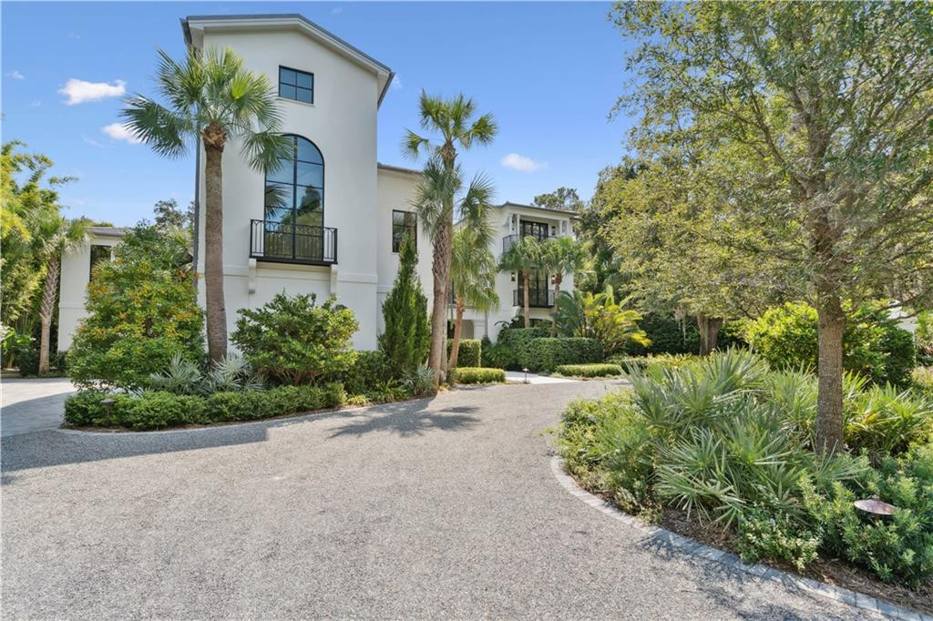 492 Forest Road Sea Island, GA 31561 - Photo 4 of 96