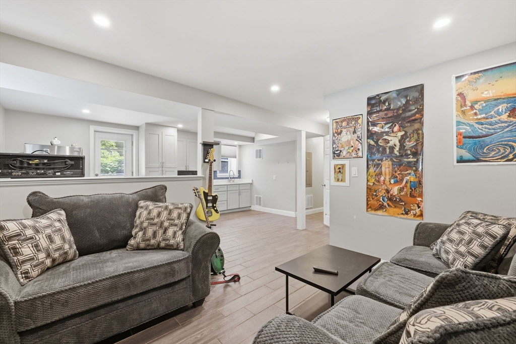 18 Tremont Street Billerica, MA 01821 - Photo 31 of 42