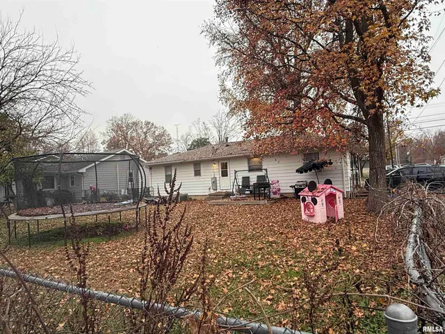 $72,000 | 706 North Maple Street, Benton, IL 62812