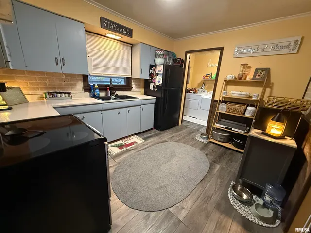 $72,000 | 706 North Maple Street, Benton, IL 62812