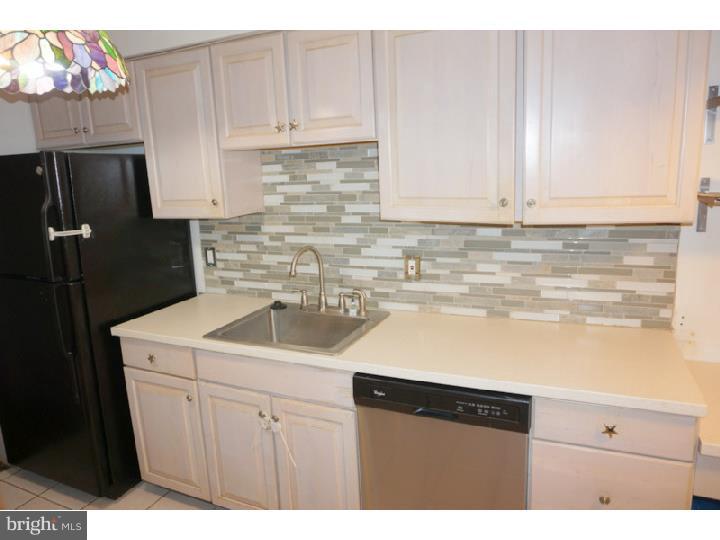 3703 West Country Club Road Philadelphia, PA 19131 - Photo 4 of 22 Kitchen