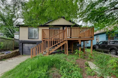 $199,900 | 6120 Elmwood Avenue, Kansas City, MO 64130