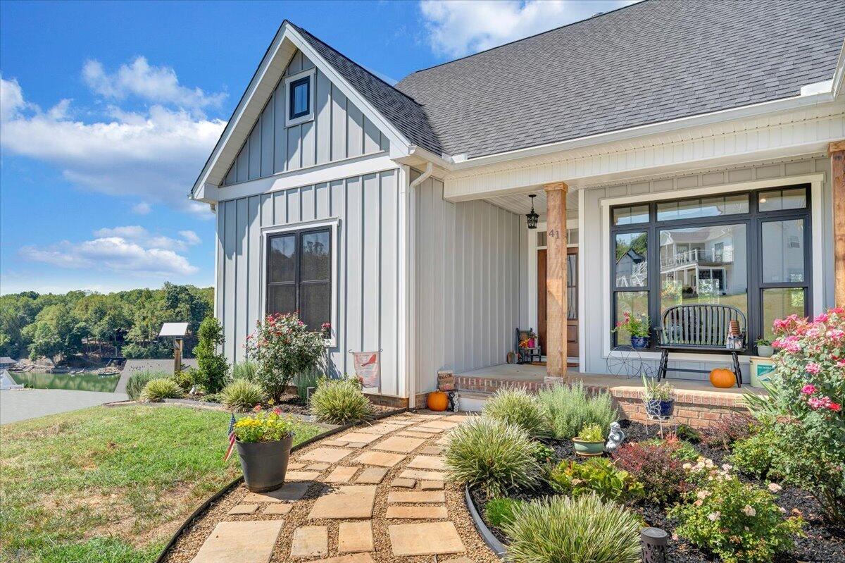 41 Old Point Road Moneta, VA 24121 - Photo 7 of 99 006-MIB01245