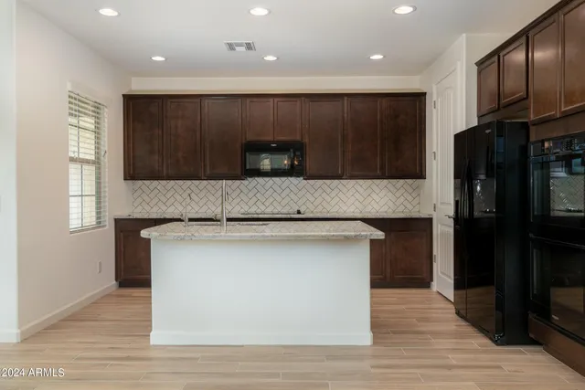 $2,595 | 4015 South Pecan Drive, Chandler, AZ 85248