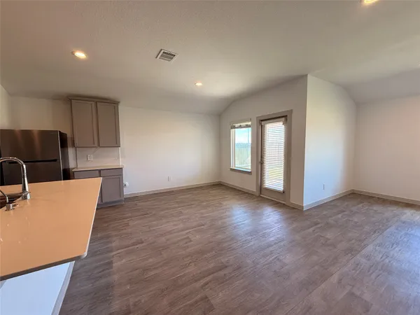 $2,450 | 59 Spring Lane, Manvel, TX 77578