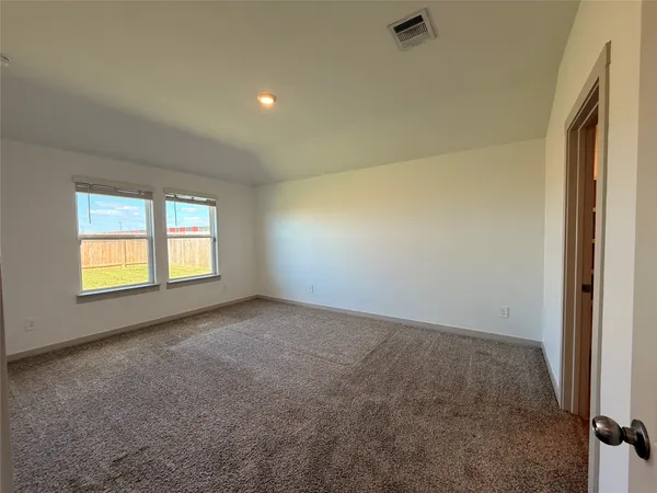 $2,450 | 59 Spring Lane, Manvel, TX 77578