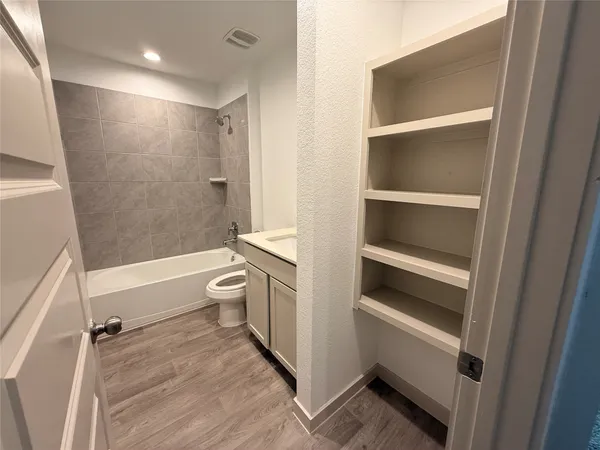 $2,450 | 59 Spring Lane, Manvel, TX 77578