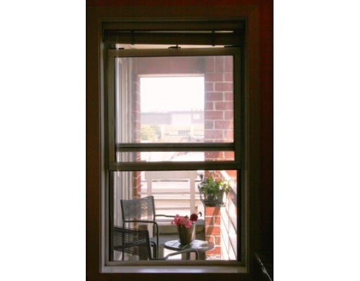 20 Chestnut Street, Unit 406 Cambridge, MA 02139 - Photo 13 of 17 a view of a window