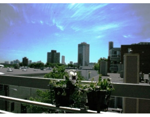 20 Chestnut Street, Unit 406 Cambridge, MA 02139 - Photo 2 of 17 a view of a city with tall buildings