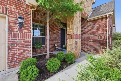$569,000 | 102 Mulberry Lane, Hickory Creek, TX 75065