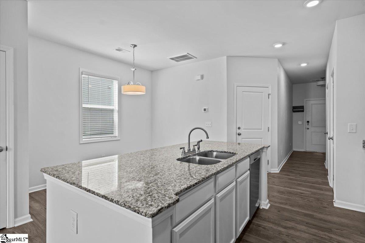 314 Laurel Pk Drive Greenville, SC 29607 - Photo 8 of 32