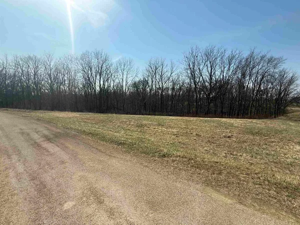 $49,000 | 9717 Deerfield Lane, Lena, IL 61048