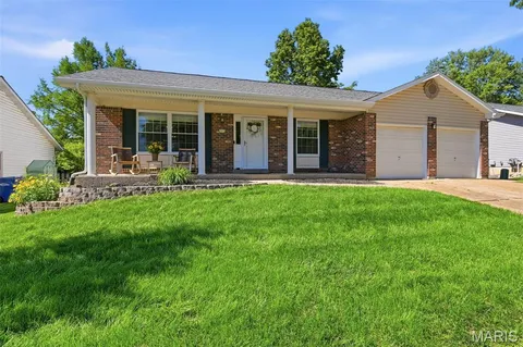 $450,000 | Undisclosed Address, Ballwin, MO 63011