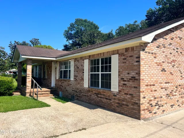 $1,300 | 3310 Ken Avenue, Pascagoula, MS 39581