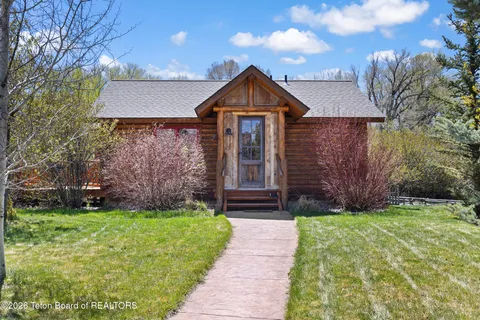 $675,000 | 785 Highway 33, Tetonia, ID 83452