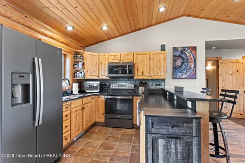 $675,000 | 785 Highway 33, Tetonia, ID 83452