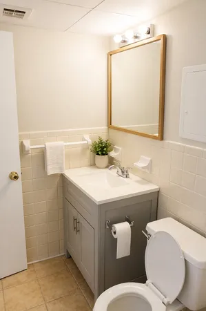 $1,275 | 1800 Lavaca Street, Unit 203, Austin, TX 78701