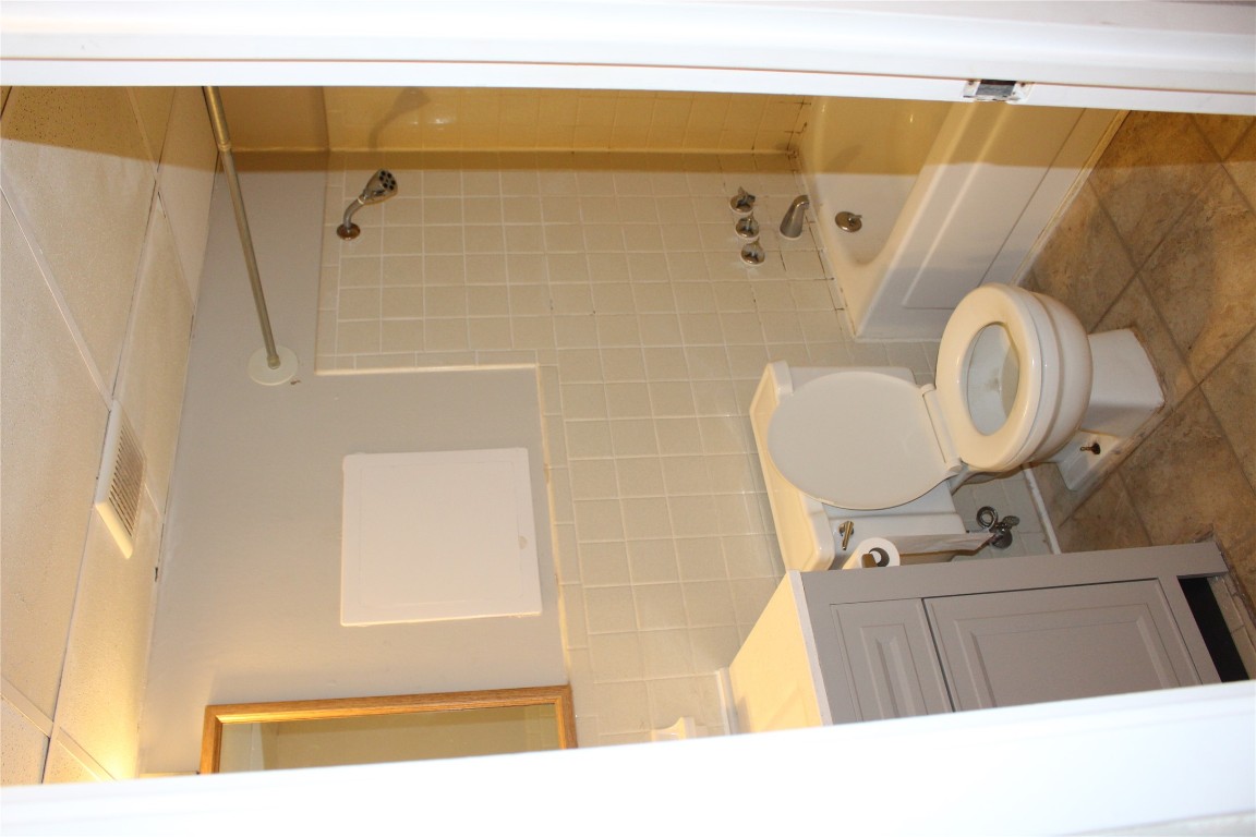 1800 Lavaca Street, Unit 203 Austin, TX 78701 - Photo 20 of 23