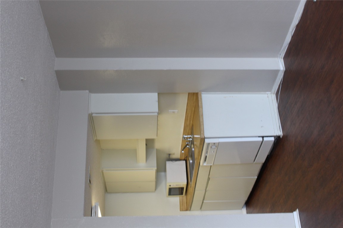 1800 Lavaca Street, Unit 203 Austin, TX 78701 - Photo 2 of 23