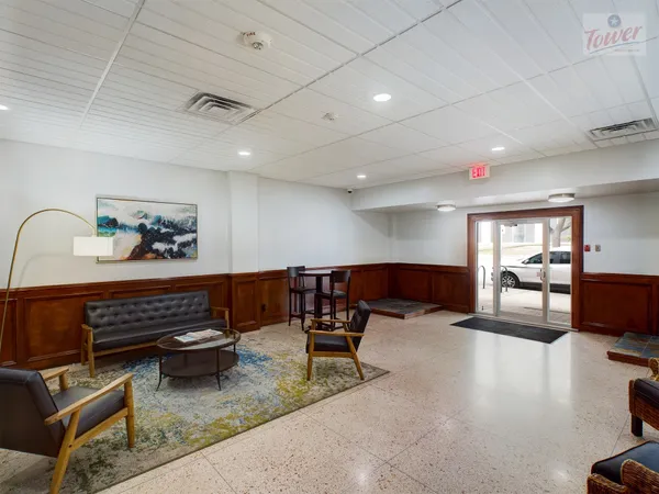$1,275 | 1800 Lavaca Street, Unit 203, Austin, TX 78701