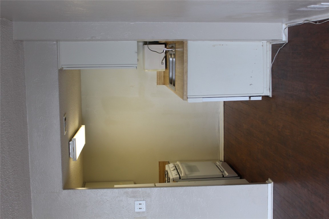 1800 Lavaca Street, Unit 203 Austin, TX 78701 - Photo 3 of 23