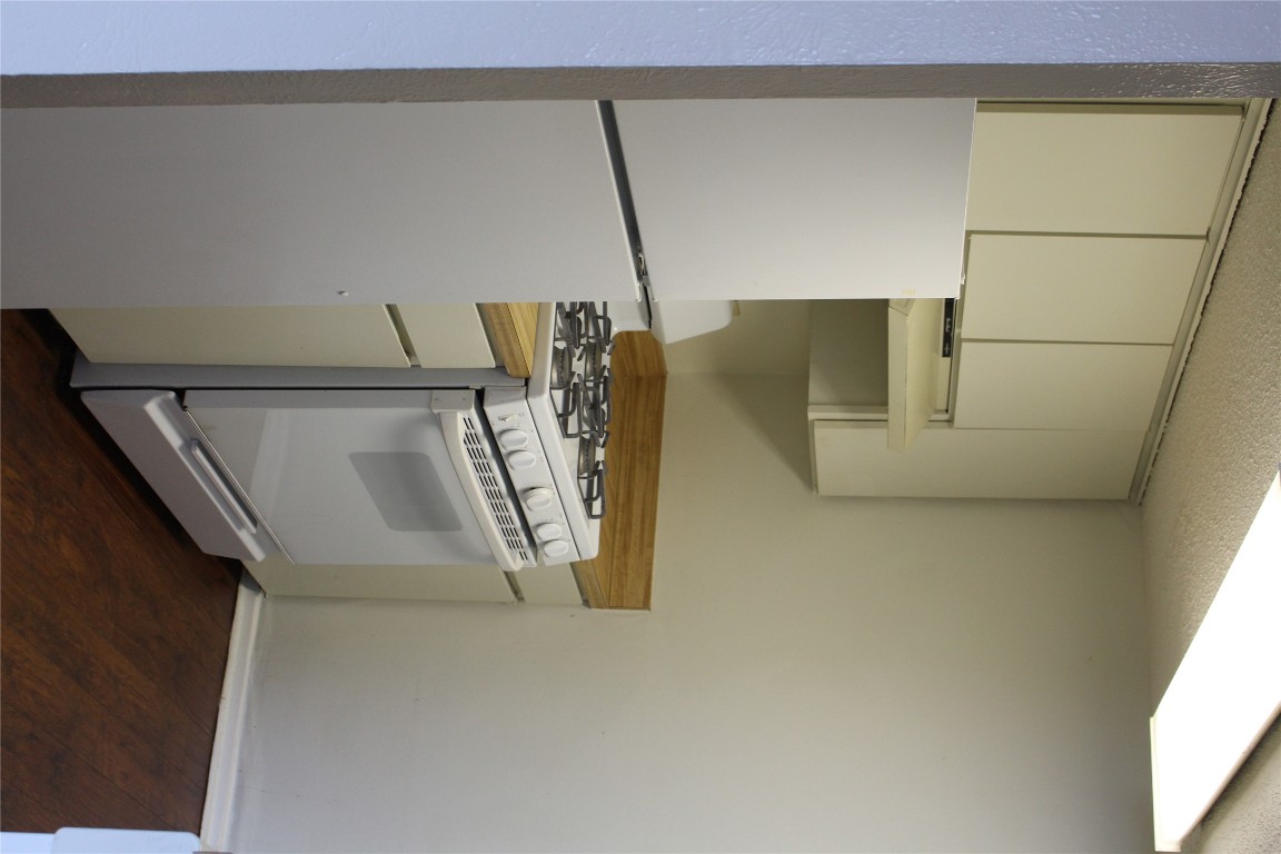 1800 Lavaca Street, Unit 203 Austin, TX 78701 - Photo 6 of 23