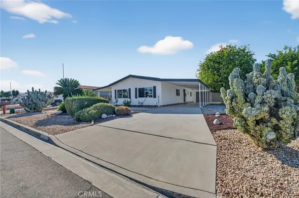$300,000 | 25139 West Posey Drive, Hemet, CA 92544