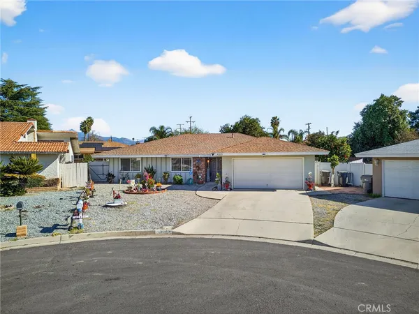 $300,000 | 25139 West Posey Drive, Hemet, CA 92544