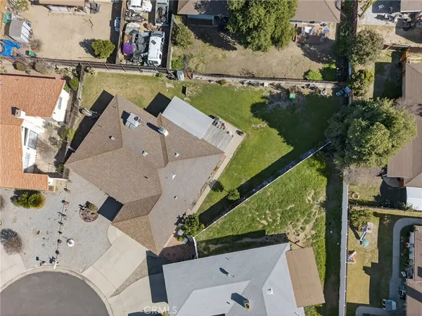 $300,000 | 25139 West Posey Drive, Hemet, CA 92544