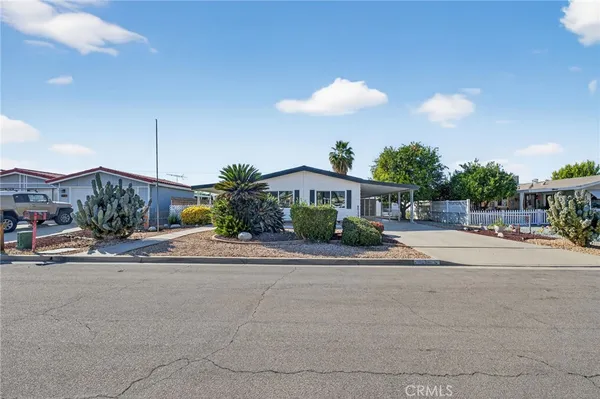 $300,000 | 25139 West Posey Drive, Hemet, CA 92544