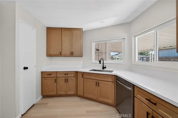 $300,000 | 25139 West Posey Drive, Hemet, CA 92544