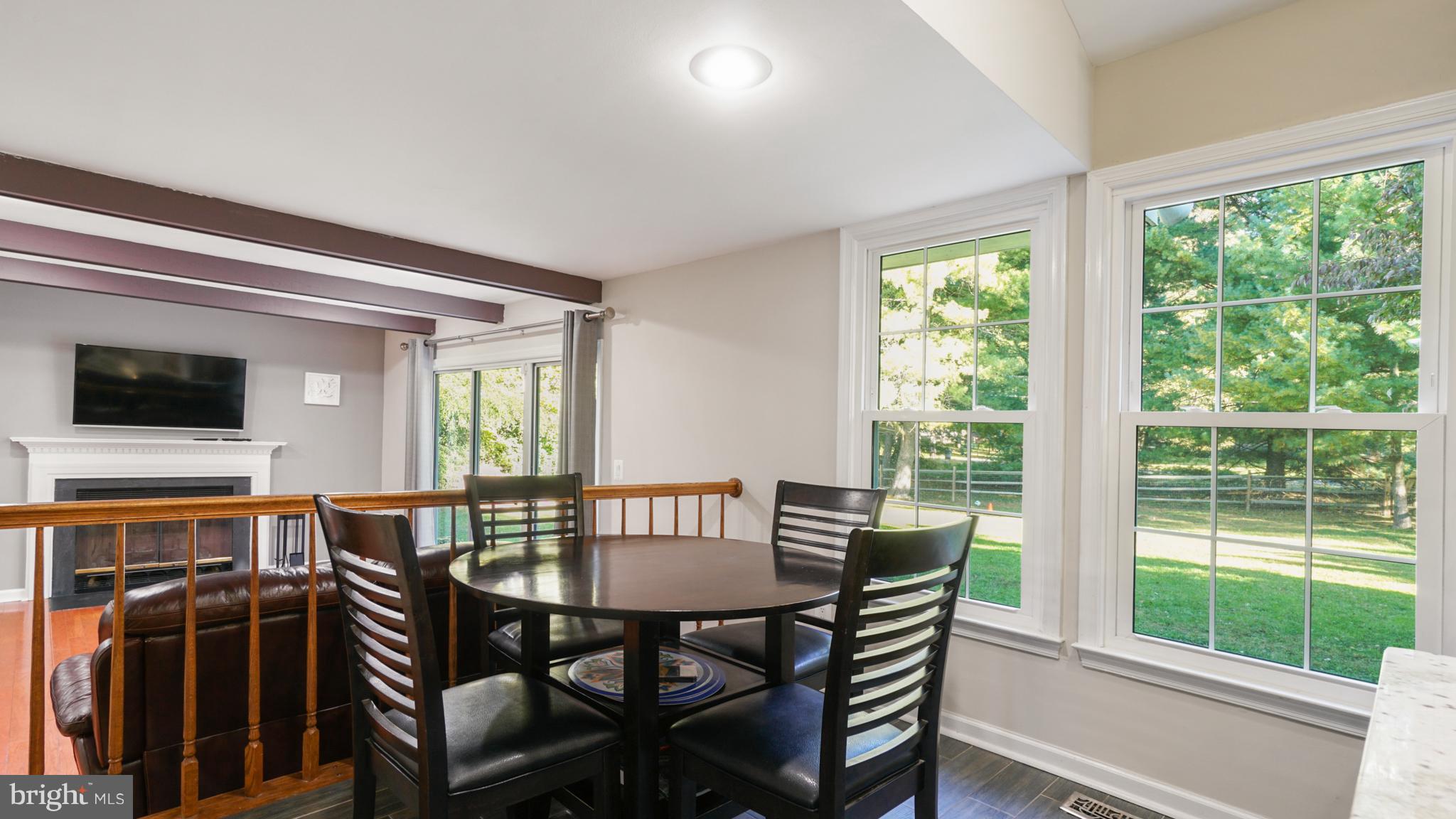 20617 Beaver Ridge Road Montgomery Village, MD 20886 - Photo 11 of 27 Dining Room