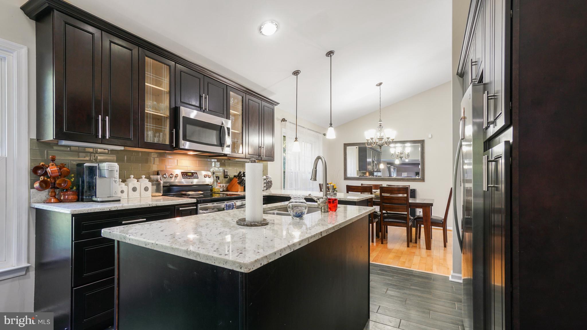 20617 Beaver Ridge Road Montgomery Village, MD 20886 - Photo 14 of 27 Kitchen