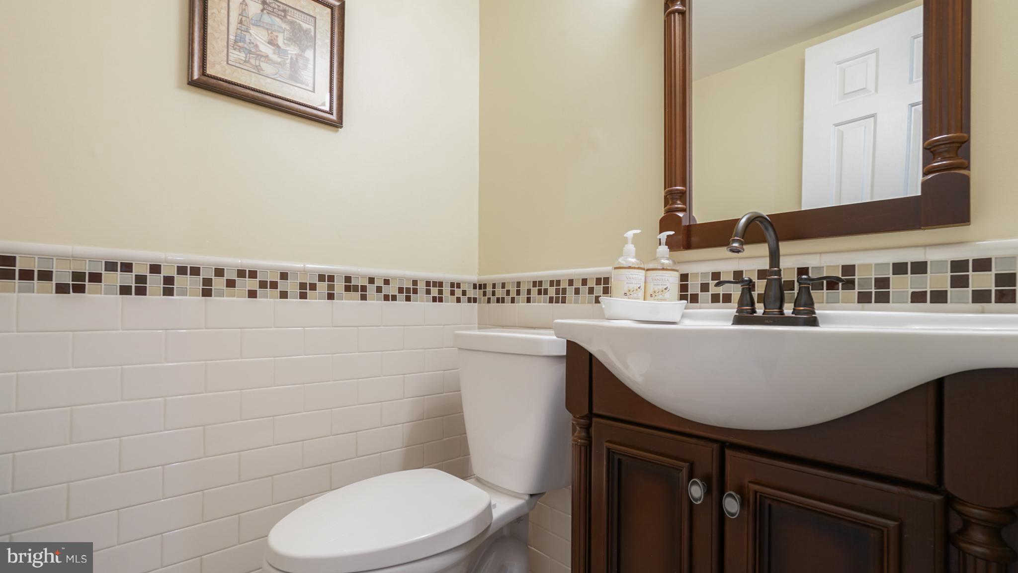 20617 Beaver Ridge Road Montgomery Village, MD 20886 - Photo 15 of 27 Bath