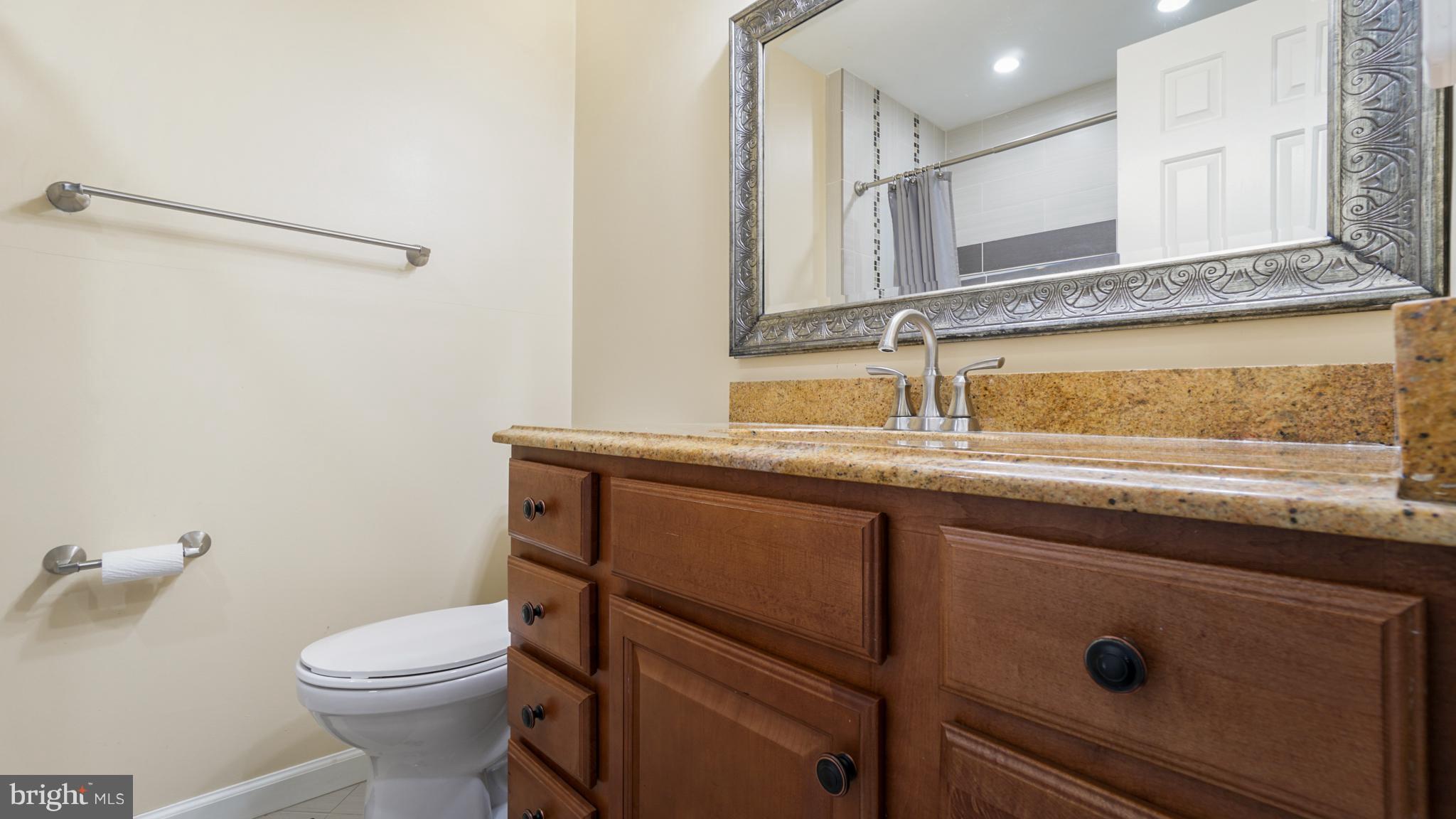 20617 Beaver Ridge Road Montgomery Village, MD 20886 - Photo 16 of 27 Bath