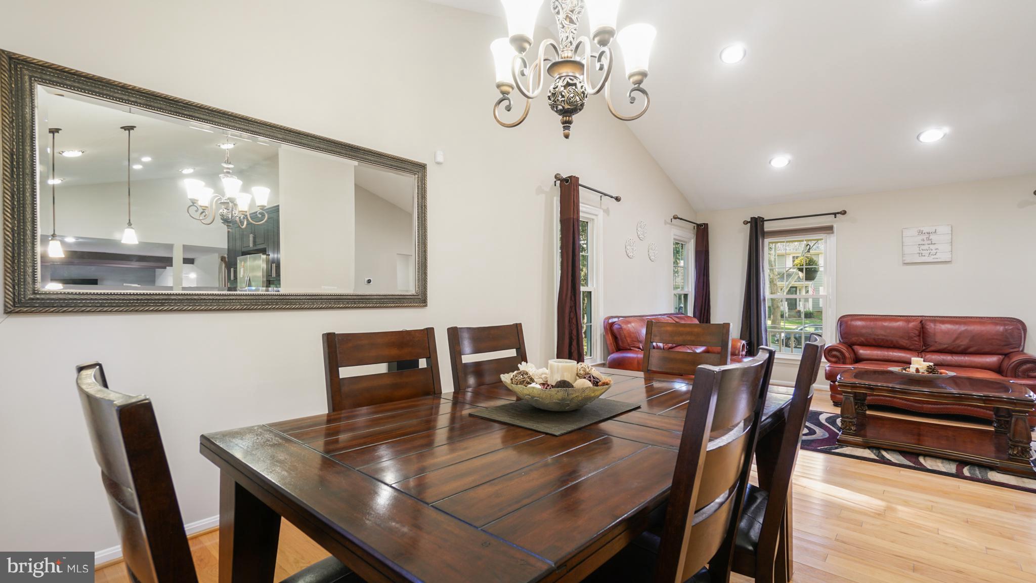 20617 Beaver Ridge Road Montgomery Village, MD 20886 - Photo 7 of 27 Dining Room