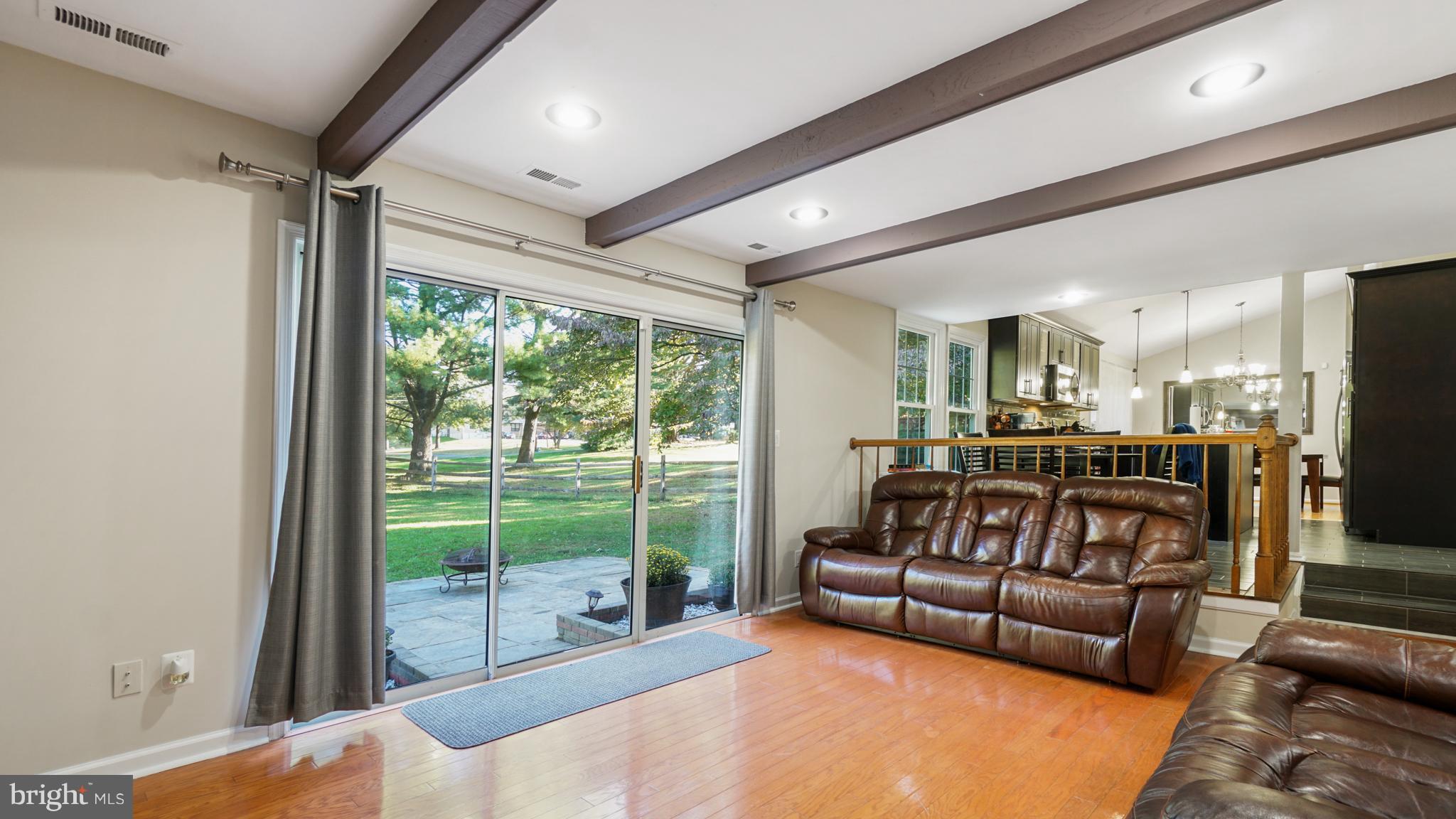 20617 Beaver Ridge Road Montgomery Village, MD 20886 - Photo 10 of 27 Family Room
