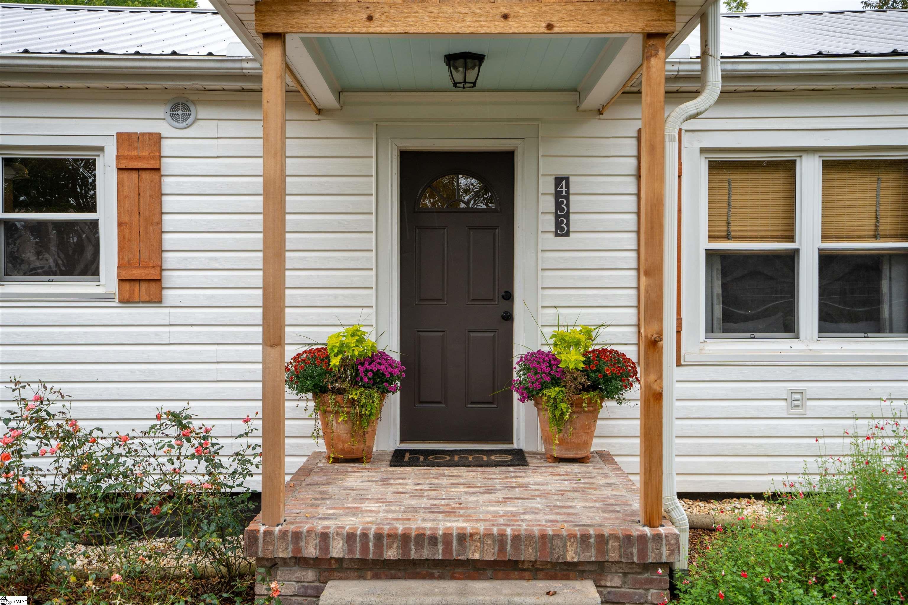 433 State Rd S-39-127 Liberty, SC 29657 - Photo 2 of 36