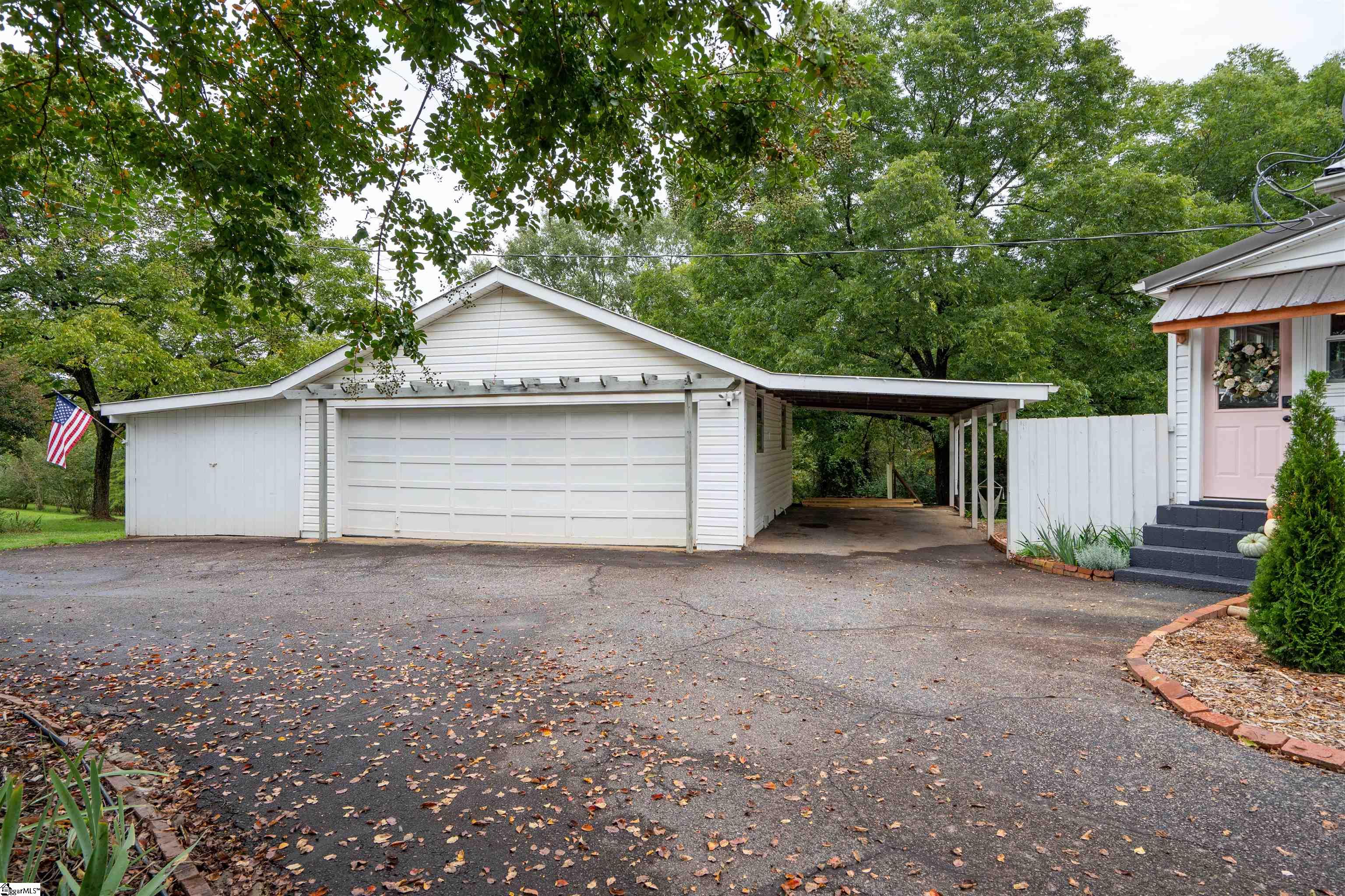 433 State Rd S-39-127 Liberty, SC 29657 - Photo 3 of 36