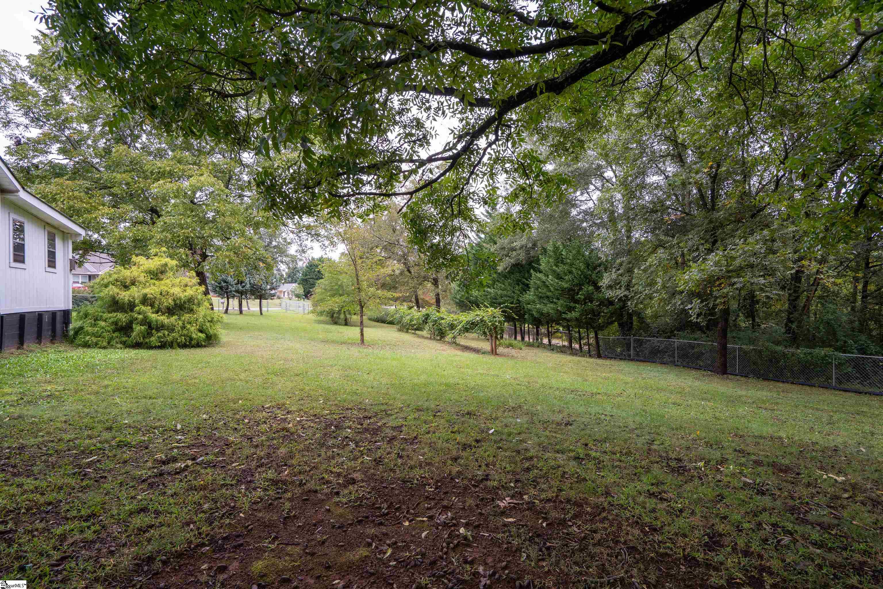 433 State Rd S-39-127 Liberty, SC 29657 - Photo 26 of 36