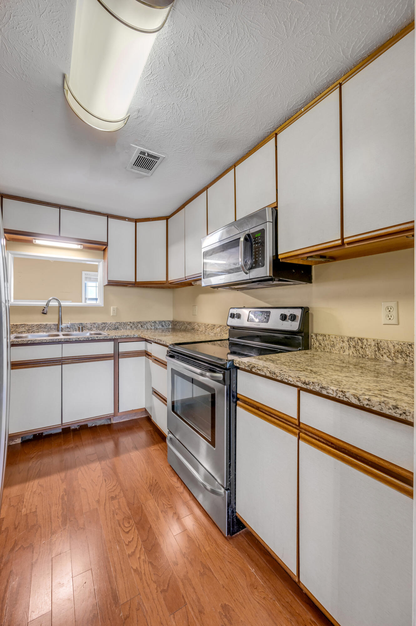 1108 Turkey Foot Road, Unit B Lexington, KY 40502 - Photo 11 of 34 TDB_8853