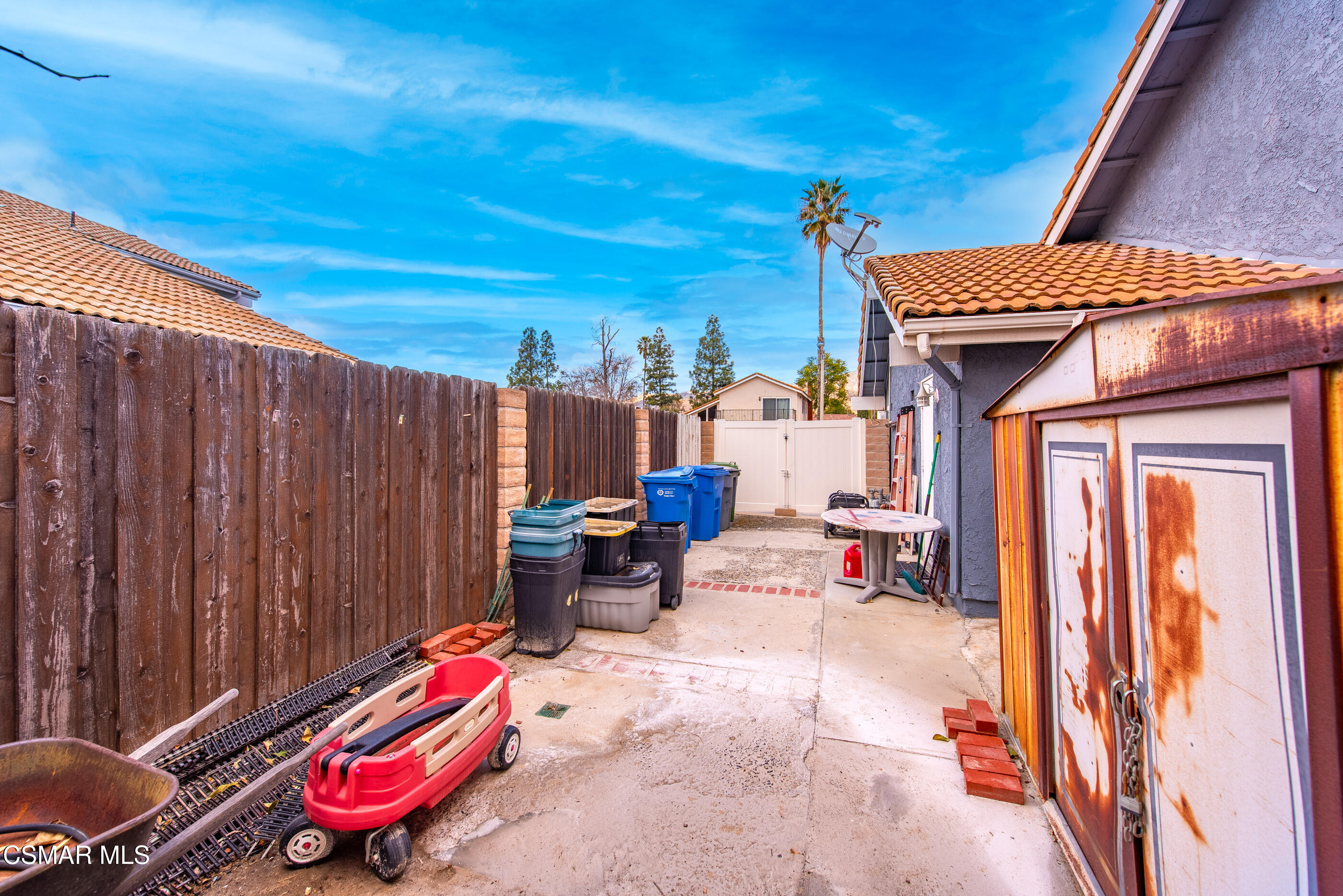 6464 Hazel Circle Simi Valley, CA 93063 - Photo 40 of 42 a backyard of a house with outdoor seating