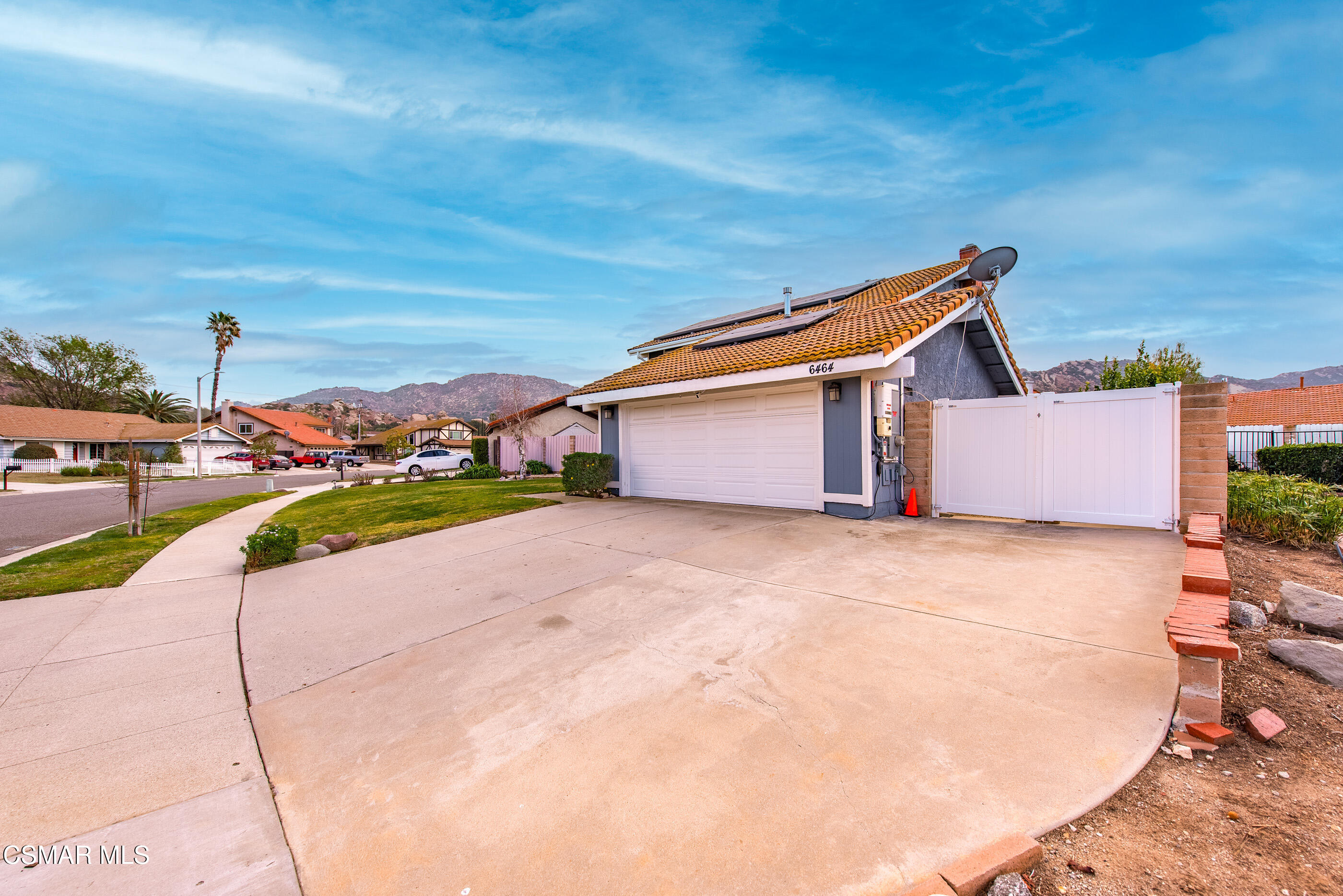 6464 Hazel Circle Simi Valley, CA 93063 - Photo 42 of 42 a house with a yard