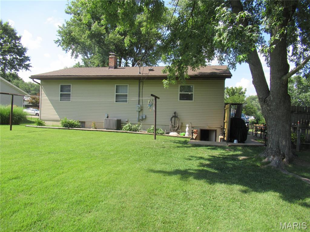 710 Sarah Street Sullivan, MO 63080 - Photo 26 of 35