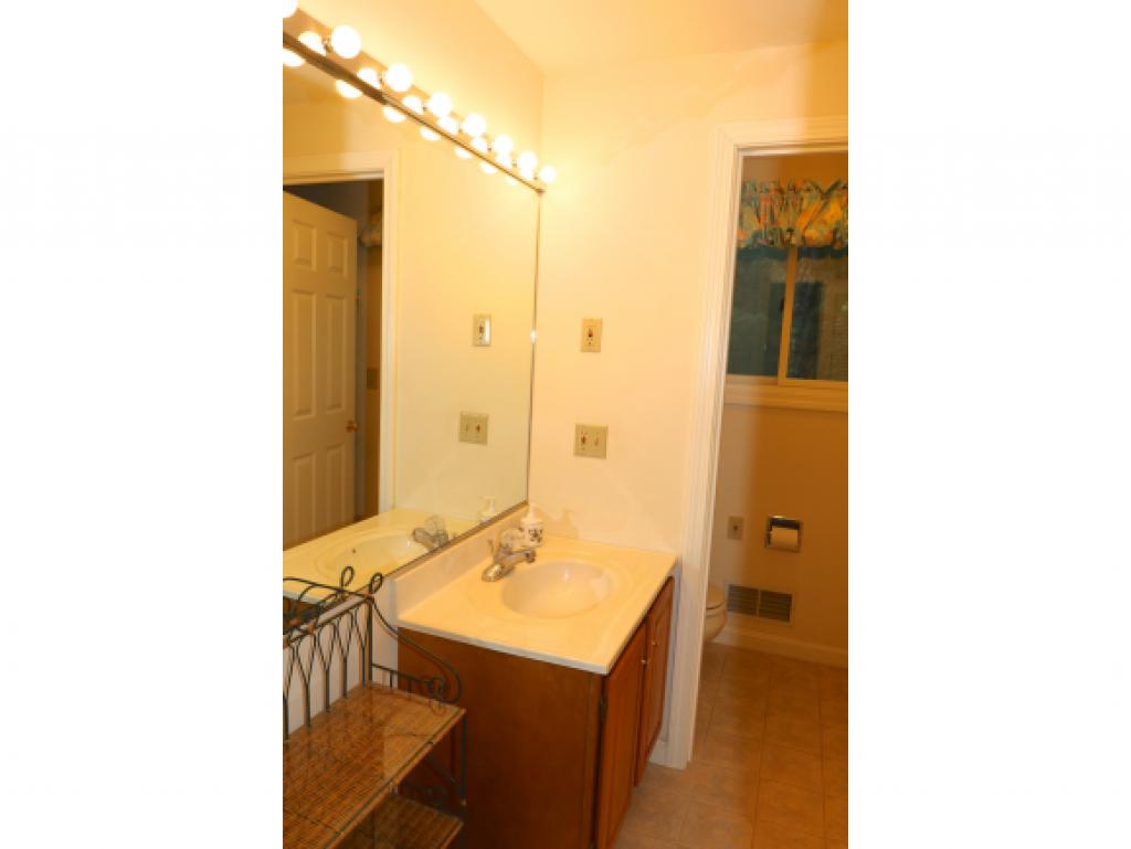 112 Broadside Road Wolfeboro, NH 03894 - Photo 22 of 29 Gallery Image 22