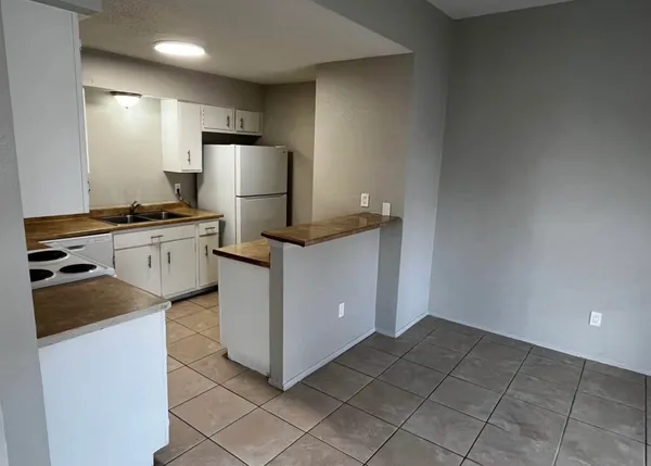 $1,250 | 12118 West Bellfort Avenue, Unit C, Houston, TX 77477