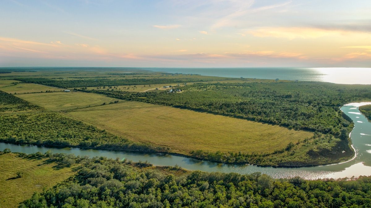 Tbd Tbd Gau Rd/bayou Avenue Anahuac, TX 77514 - Photo 11 of 12