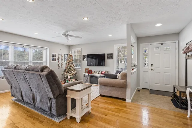 $489,000 | 12 Meditation Lane, Unit 12, Lancaster, MA 01523