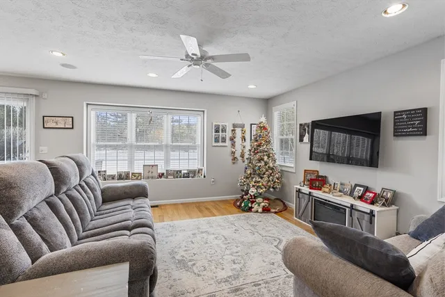 $489,000 | 12 Meditation Lane, Unit 12, Lancaster, MA 01523